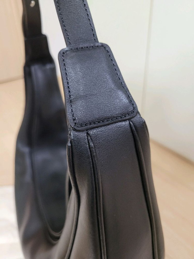 엘바테게브 Elbategev 오스트라백 블랙 (호보백) 이미지