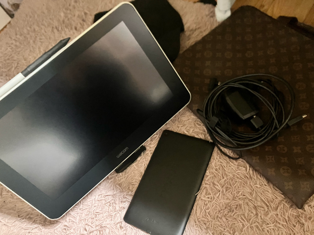 와콤 원 14 액정 타블렛 펜 포함 이미지