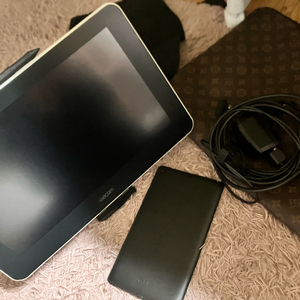 와콤 원 14 액정 타블렛 펜 포함 이미지