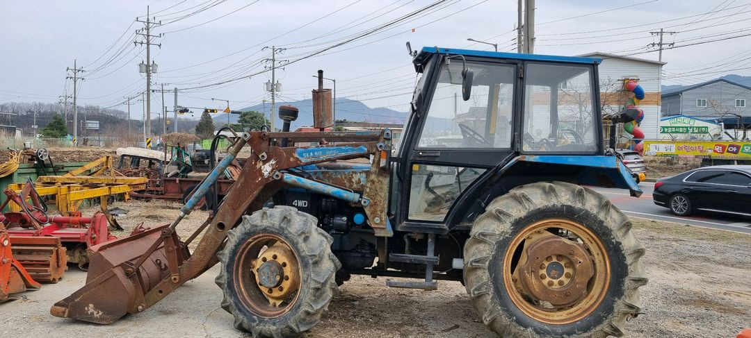 55마력 트랙터 이미지