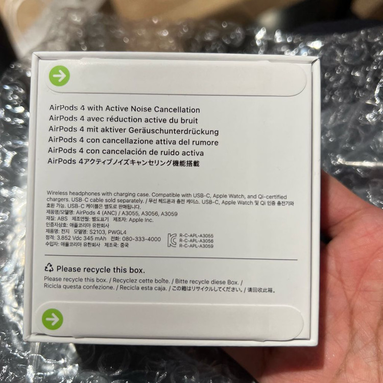 애플 에어팟 4 액티브 노이즈 캔슬링 모델 (새상품) 이미지