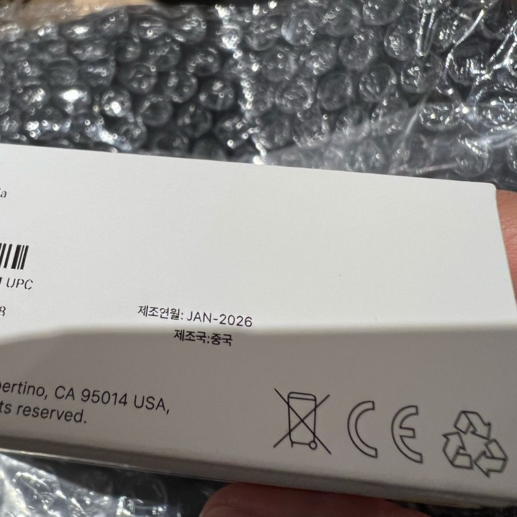 애플 에어팟 4 액티브 노이즈 캔슬링 모델 (새상품) 이미지