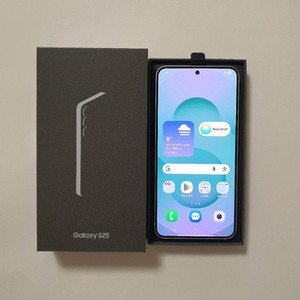 갤럭시 S25 256GB 풀박스 A-급 깔끔 정상해지 이미지
