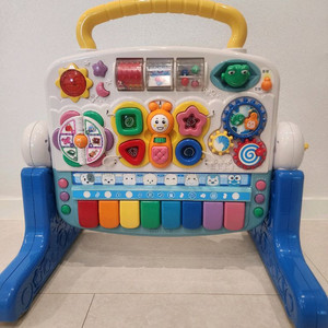 아기 발달 교육용 장난감기를 위한 다기능 학습 장난감인 에듀테이블 에듀테이블은 모빌, 아기 체육관 이미지