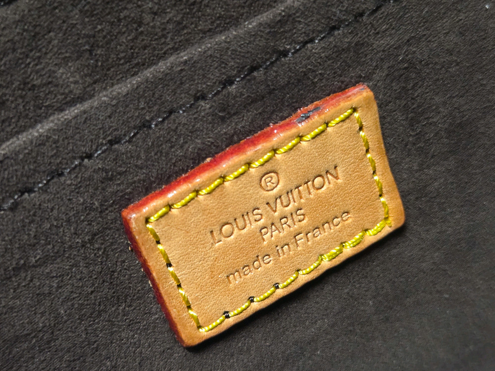 루이비통 포쉐트 메티스 이미지