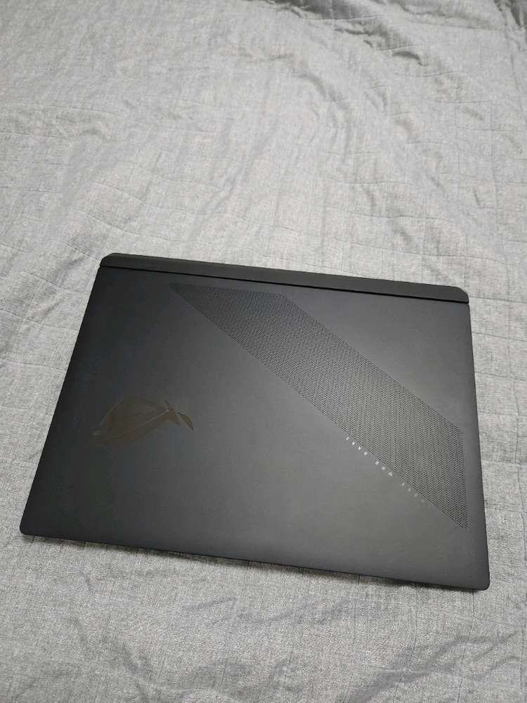 급처 아수스 ROG SCAR 18 G835LW-SA045W 64G 1TB RTX 5080 게이밍 노트북 이미지