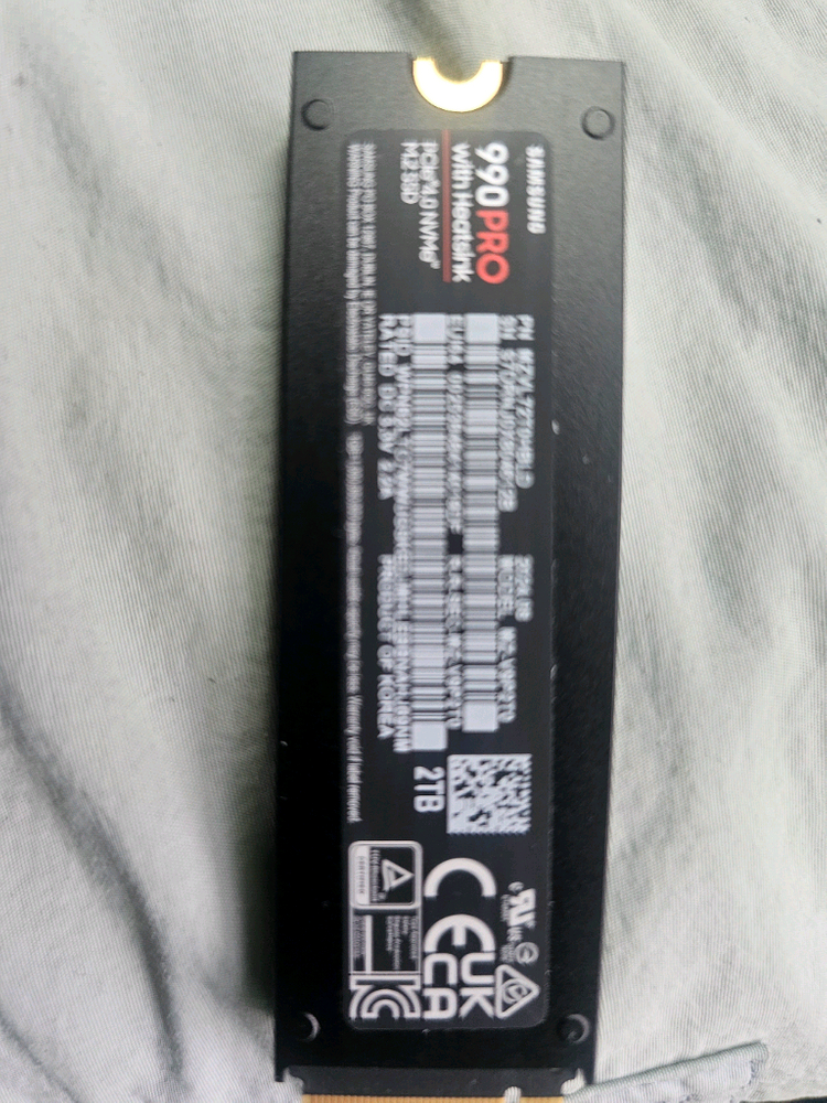 삼성 990 pro M.2 NVMe SSD 2TB 이미지