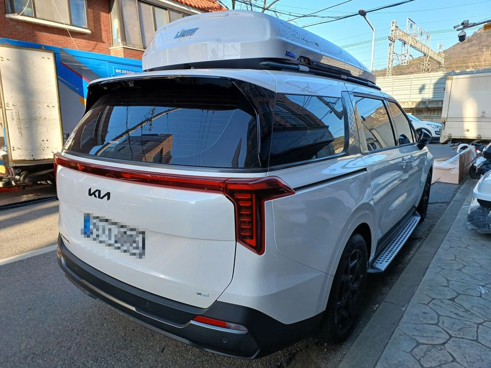 새제품 카니발KA4 화이트,투싼nx4 블랙,캐스퍼EV 블랙,구형 팰리세이드LX2 루프박스 블랙유광 생산과정중 생긴 이미지