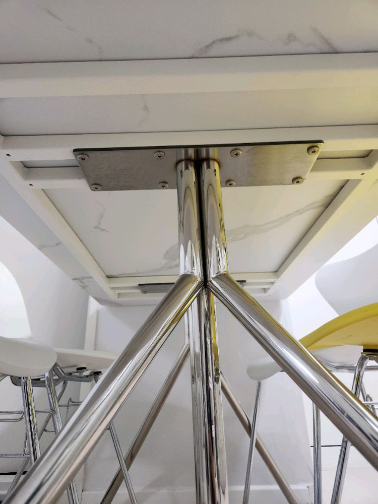 4인용 식탁 의자 세트 이미지