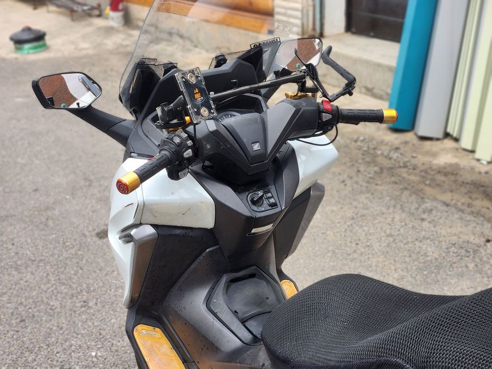 20년형/포르자/300cc/5만/배달세팅/주행컨디션최상급매물팝니다 이미지