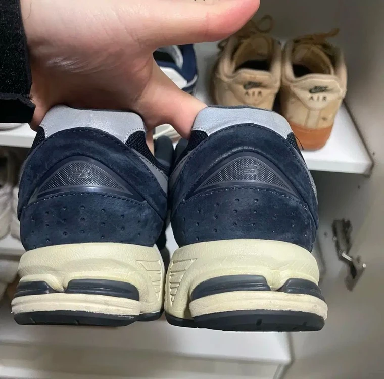 (250)뉴발란스 2002r 이클립스캐슬락 네이비 이미지