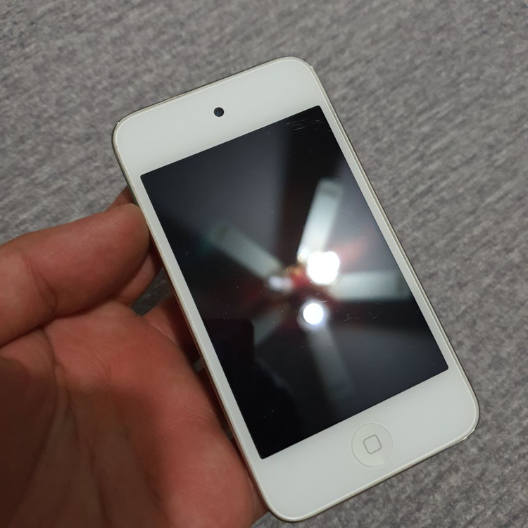 애플 아이팟터치4세대 32기가 a1367 화이트 이미지