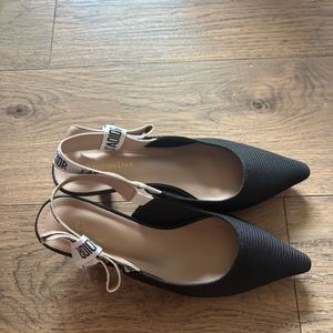 디올 슬링백 구두 이미지