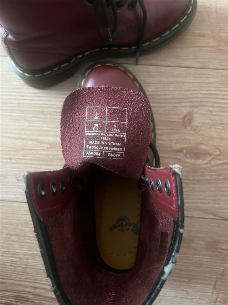 닥터마틴 1460 버건디 8홀 uk3 (230) 이미지
