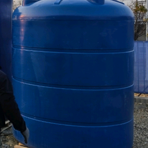 중고물탱크 3대 매각 ㅡ 금년 3월 구입 ㅡ 이미지