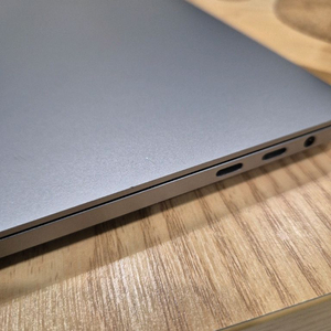 맥북 프로 16인치 2019 i9 32GB 1TB 5500M 이미지