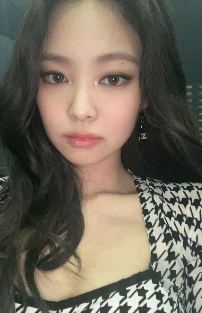 샤넬 CC로고 체인 귀걸이 이미지