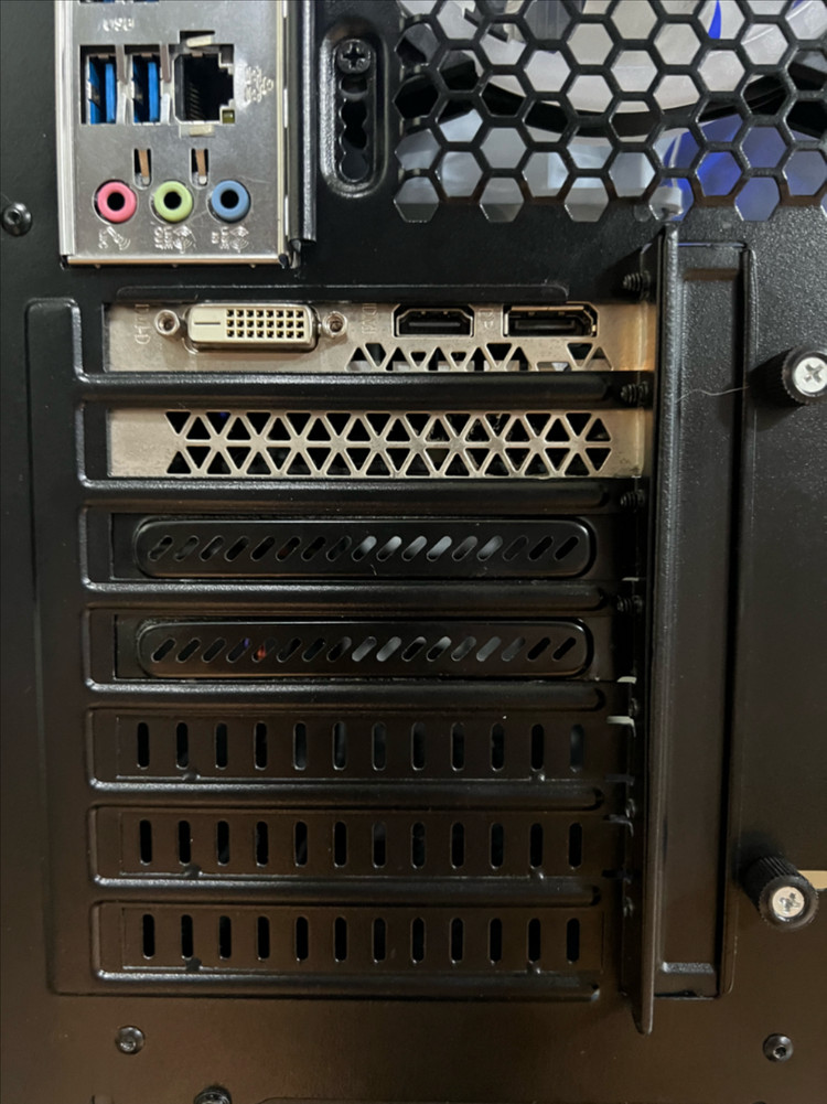 9세대 GTX1650 게이밍 컴퓨터 본체 데스크탑 PC 이미지