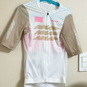 사이클링 반팔 자켓 이미지