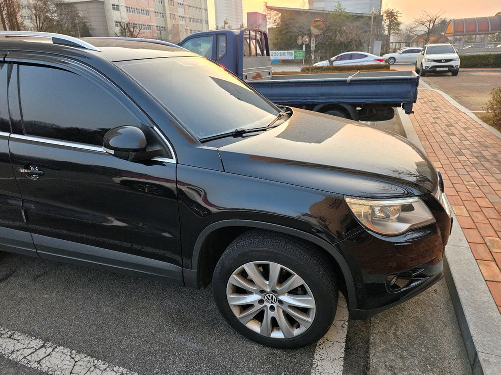 폭스바겐 티구안10년식 이미지