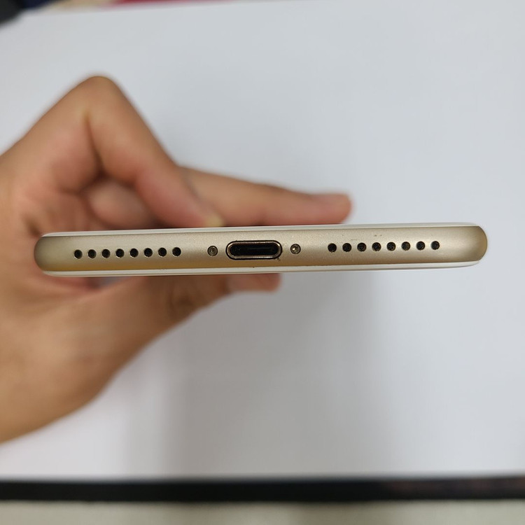 아이폰 7플러스 32 골드 AA급 배터리100% 205891 이미지
