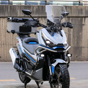 존테스368g 2026년식 5566km 신차급 오토바이 판매합니다 이미지