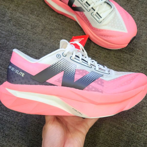 뉴발란스 퓨어셀 sc 엘리트 v4 265 D 공홈제품 이미지