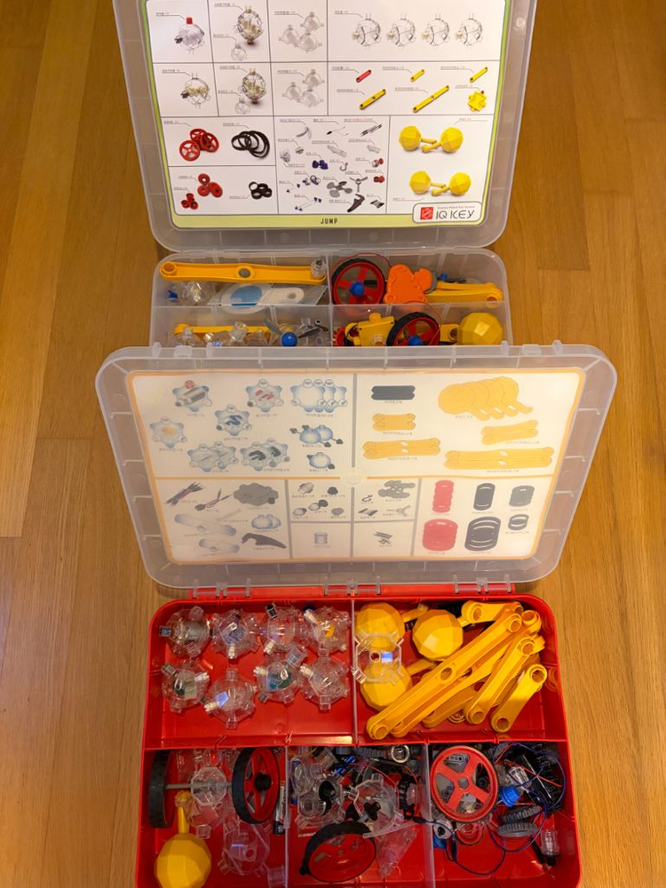 IQ KEY 창의로봇 만들기 두세트 이미지