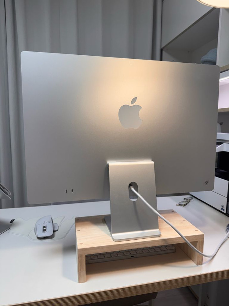 [풀박]아이맥 M4 8코어 실버 24인치 16기가 256+애플키보드+애플마우스 이미지