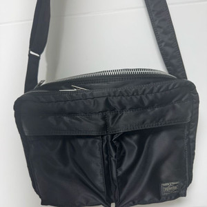 포터 탱커 숄더백 라지 블랙 622-78810 팝니다 이미지