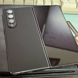 갤럭시폴드4 256GB 이미지