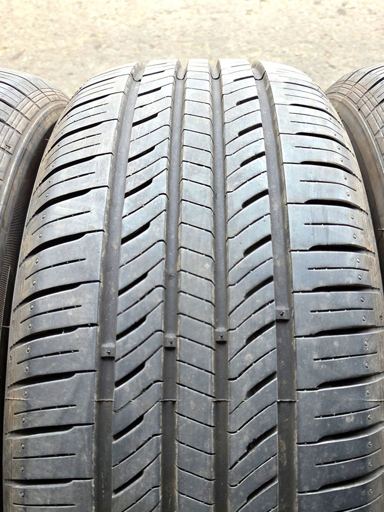 2056016 205 60 16 한국 라우펜 타이어 셋트 팝니다 이미지