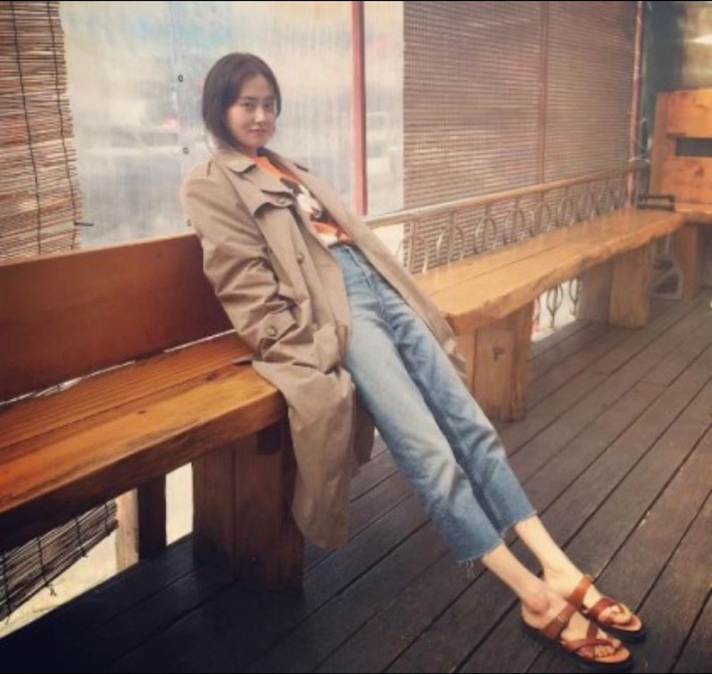 닥터마틴 캐시 레더 스트랩 슬리퍼 UK3 이미지