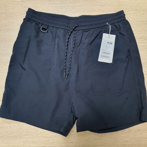 지오지아 반바지 86사이즈 네이비 새제품 4만원 이미지