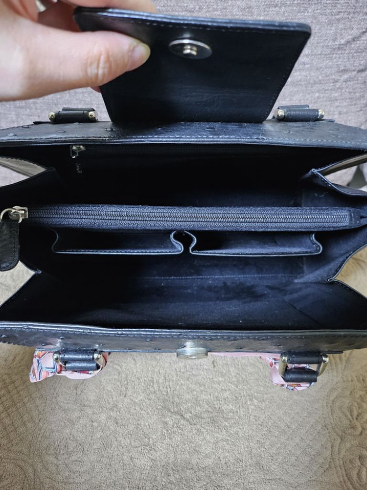 탑핸들 타조가죽백 이미지