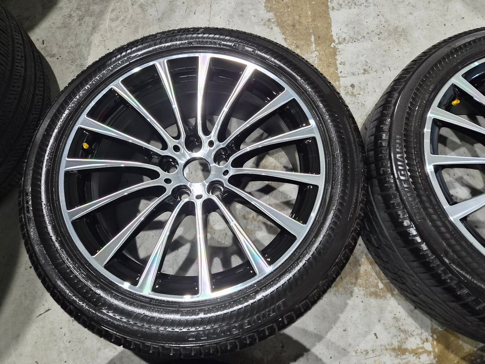BMW G30 5시리즈 단조 18인치 순정 휠타이어 판매합니다 이미지
