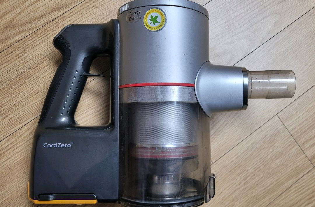 깨끗하게 세척한 LG 코드제로 무선 청소기(37분 연속동작) 이미지