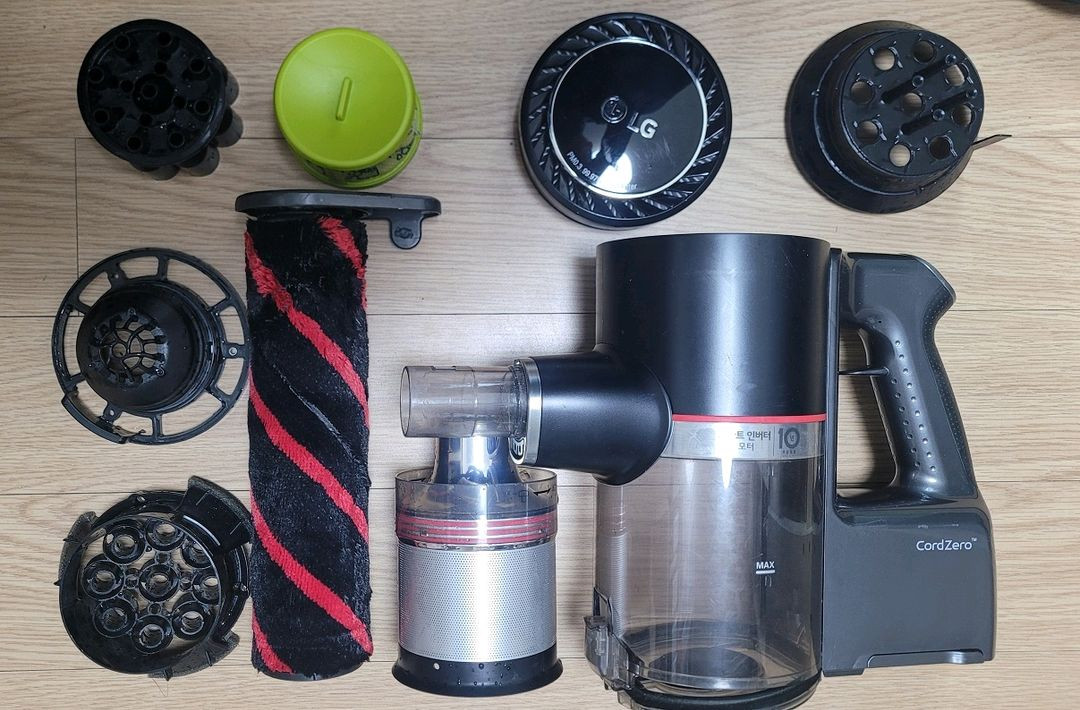 깨끗하게 세척한 LG 코드제로 무선 청소기(37분 연속동작) 이미지