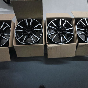 BMW 8시리즈(M850i) 20인치 895M휠 새거같은중고 판매 이미지