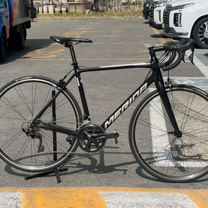 메리다 스컬트라 400 로드 자전거 이미지