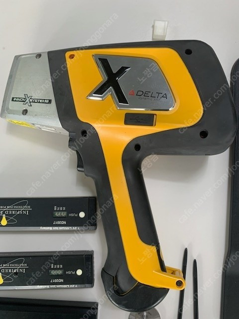 올림푸스 휴대용 성분분석기 휴대용 xrf 중고판매 델탈 프로페셔널 실사용 1-2년 이미지