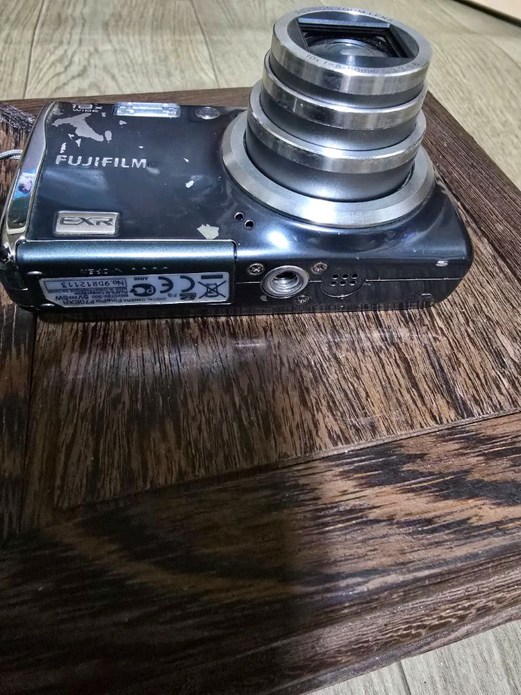 부품용 후지필름 F70EXR 디카 이미지