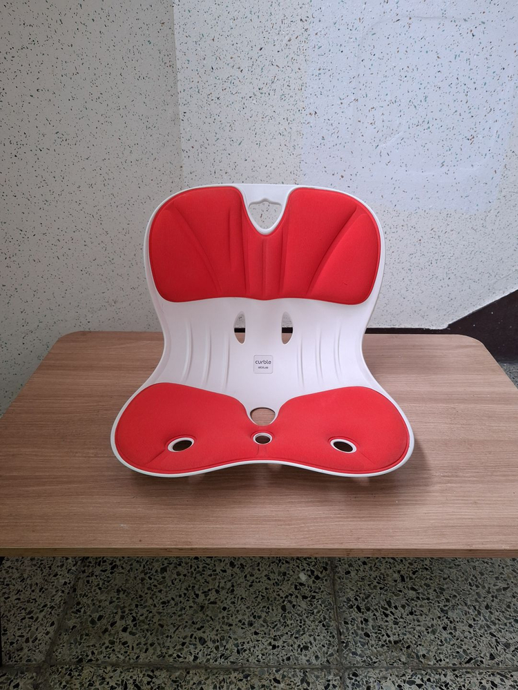 커블체어 와이더 블루,레드 (개당9000) 판매합니다~~ 이미지