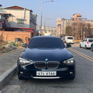 bmw 118d 어반 13년식 이미지