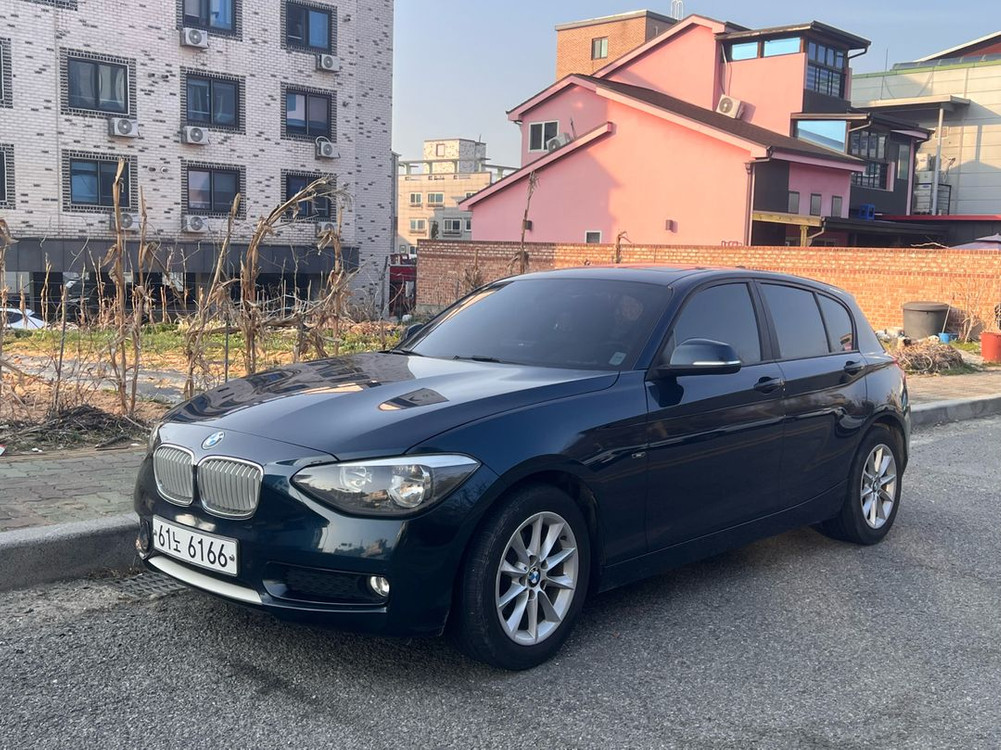 bmw 118d 어반 13년식 이미지