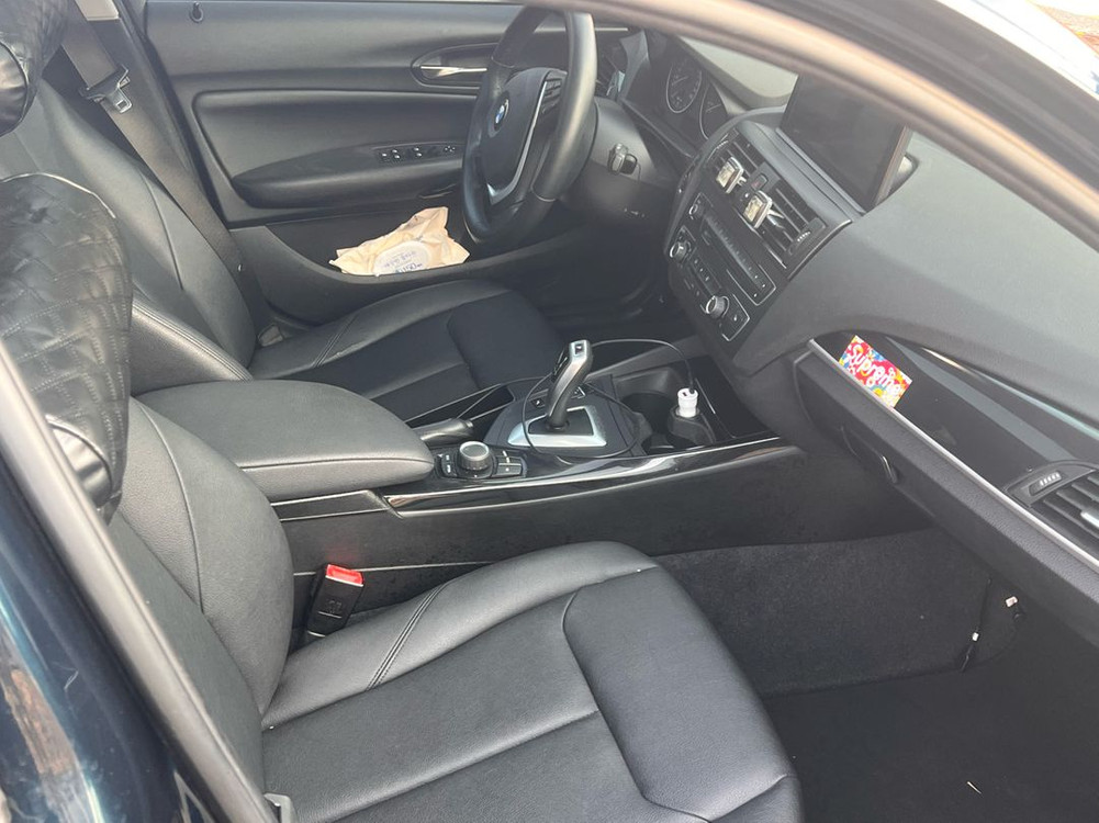 bmw 118d 어반 13년식 이미지