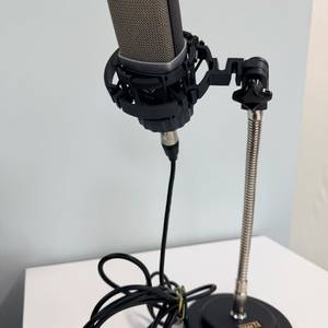 AKG c 214 이미지