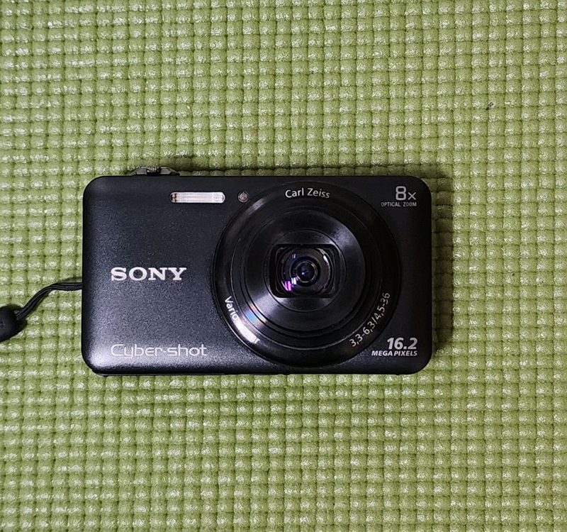 소니 사이버샷 DSC-WX60 디지털 카메라 팝니다. 이미지