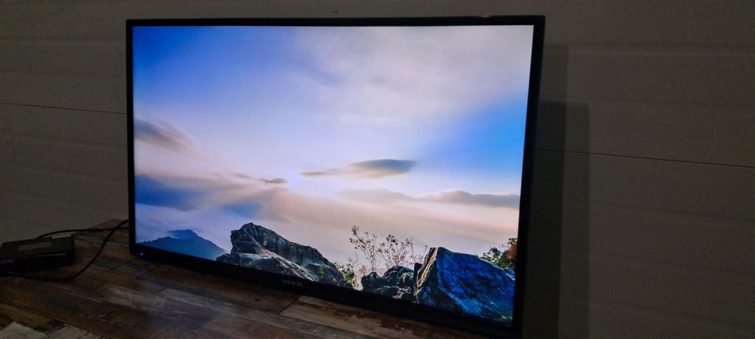 4168 와이드뷰 43인치 벽걸이 UHD TV(블랙) 이미지