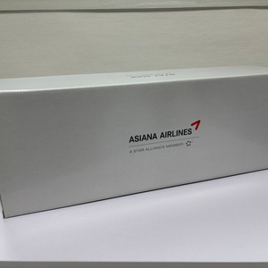 [개봉품/항공기 모델/가격인하]1/150 B7 47-400F 아시아나, 1/200 B777F 대한항공 2체 팝니다 이미지